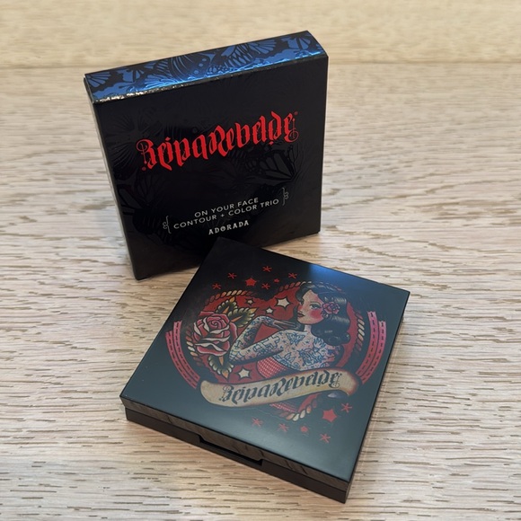 Reina Rebelde 2 Item Bundle Contour + Color Trio and Bold Lip Color Stick | NWT - Picture 5 of 10